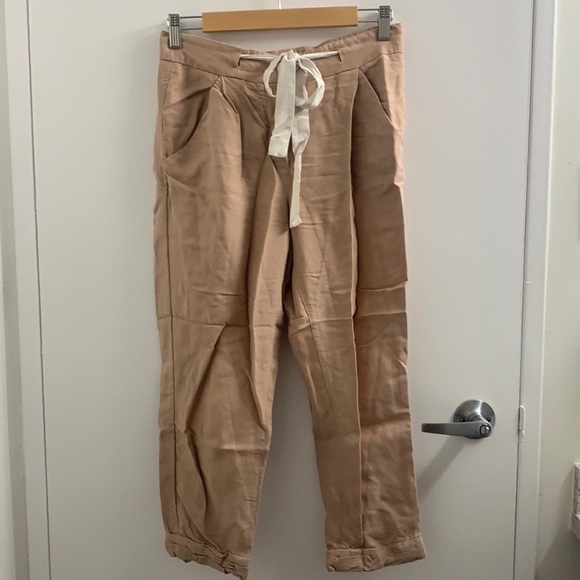 Wilfred beautiful linen blend crop in size 0-blush colour Perfect condition - Picture 2 of 7